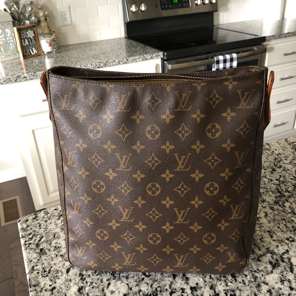 Authentic Louis Vuitton Looping handbag - Picture 2 of 8